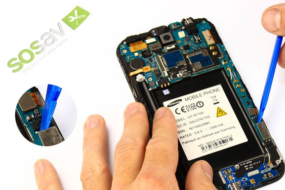 Guide photos remplacement connecteur de charge  (Etape 13 - image 2)