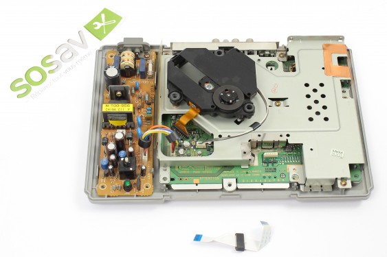 Guide photos remplacement nappe bloc manettes + cartes mémoire Playstation (Etape 9 - image 1)