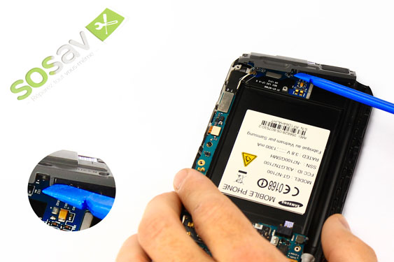 Guide photos remplacement connecteur de charge  (Etape 11 - image 2)