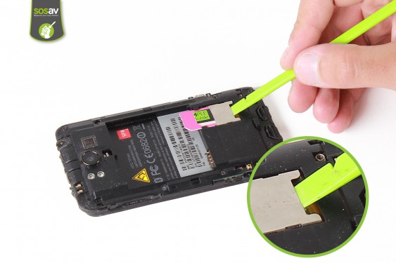 Guide photos remplacement caméra arrière HTC Titan (Etape 4 - image 2)