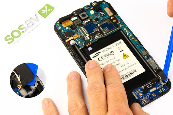 Guide photos remplacement connecteur de charge  (Etape 14 - image 2)