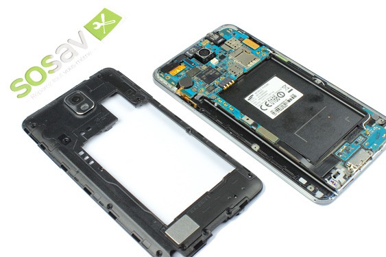 Guide photos remplacement caméra avant + capteur proximité  (Etape 7 - image 2)