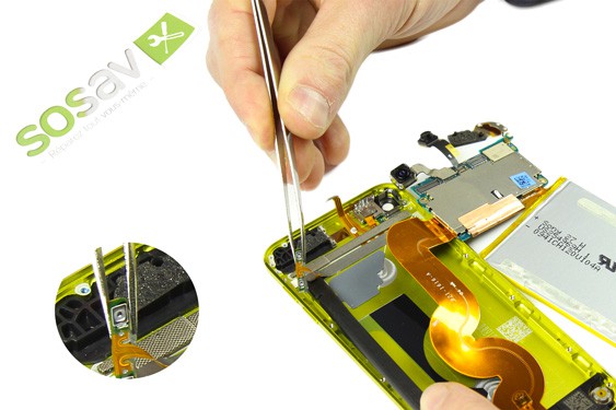 Guide photos remplacement nappe bouton power volume iPod Touch 5e Gen (Etape 30 - image 1)