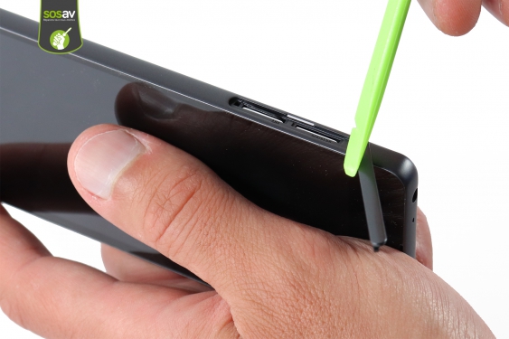 Guide photos remplacement caméra avant Xperia E5 (Etape 2 - image 2)