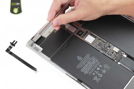 Guide photos remplacement prise jack iPad Pro 12,9" (2015) (Etape 20 - image 2)