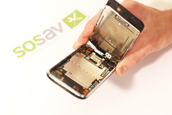 Guide photos remplacement ecran lcd iPhone 3G (Etape 4 - image 1)