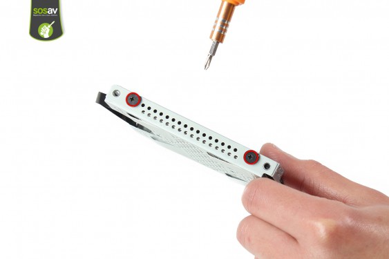 Guide photos remplacement disque dur Playstation 4 Slim (Etape 4 - image 1)