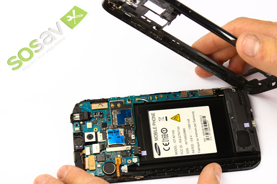 Guide photos remplacement connecteur de charge  (Etape 9 - image 2)