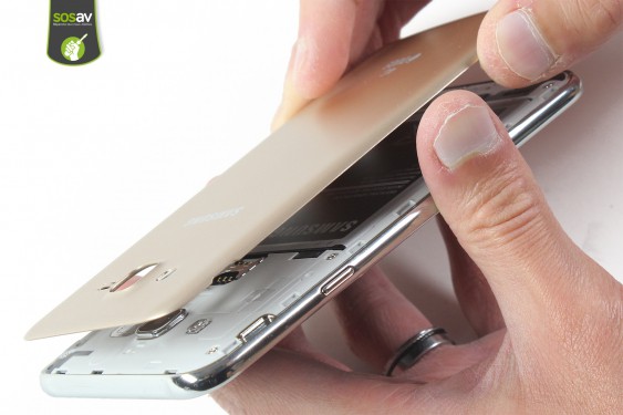 Guide photos remplacement caméra avant Galaxy J7 2015 (Etape 2 - image 3)