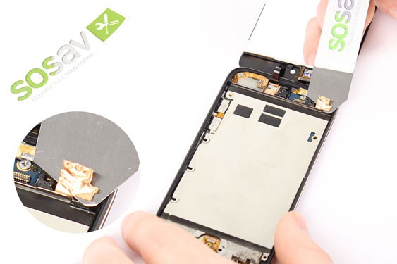 Guide photos remplacement plaque bouton volume iPod Touch 4e Gen (Etape 8 - image 2)