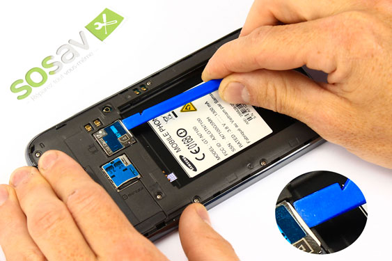 Guide photos remplacement connecteur de charge  (Etape 4 - image 2)