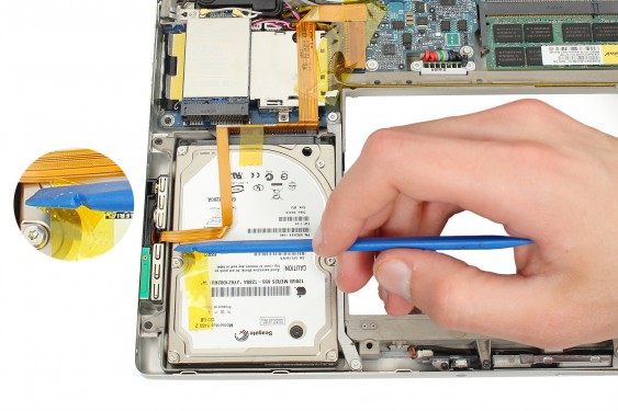 Guide photos remplacement disque dur mécanique vers ssd Macbook Pro 17" Modèles A1151, A1212, 1229 & A1261 (Etape 16 - image 3)