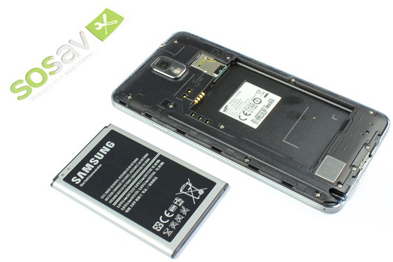 Guide photos remplacement caméra avant + capteur proximité  (Etape 3 - image 4)