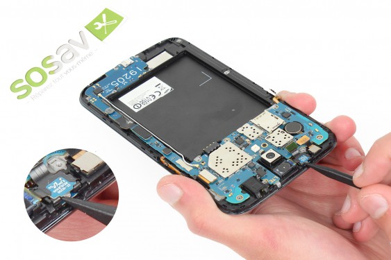 Guide photos remplacement haut-parleur ecoute + capteur luminosité Samsung Galaxy Mega (Etape 11 - image 1)