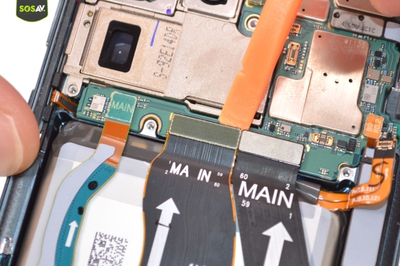 Guide photos remplacement nappe de liaison du connecteur de charge Galaxy S22 Ultra (Etape 13 - image 2)