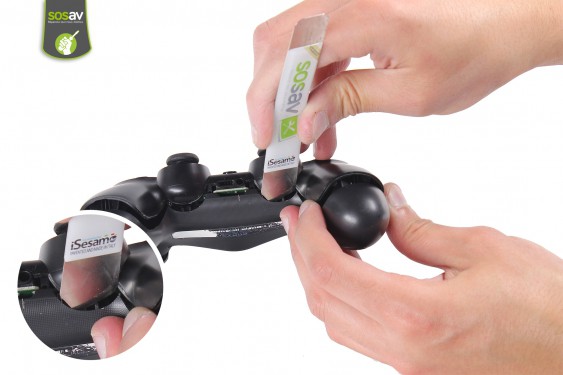 Guide photos remplacement bouton central (bouton playstation) Manette Dualshock (Playstation 4) (Etape 3 - image 2)