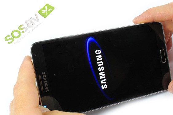 Guide photos remplacement caméra avant + capteur proximité  (Etape 1 - image 4)