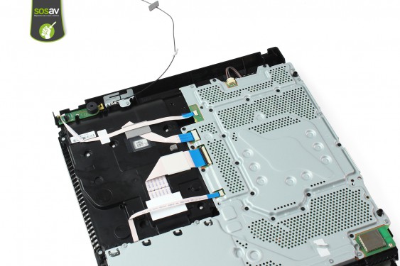 Guide photos remplacement câble de liaison de l'alimentation Playstation 4 Slim (Etape 25 - image 3)