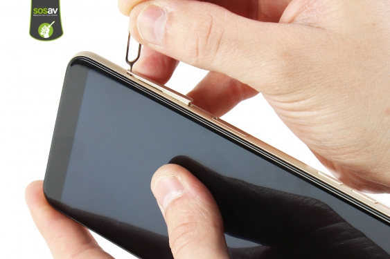 Guide photos remplacement nappe volume Galaxy A6+ (2018) (Etape 2 - image 2)