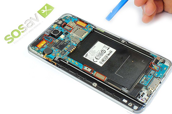 Guide photos remplacement caméra avant + capteur proximité  (Etape 8 - image 1)