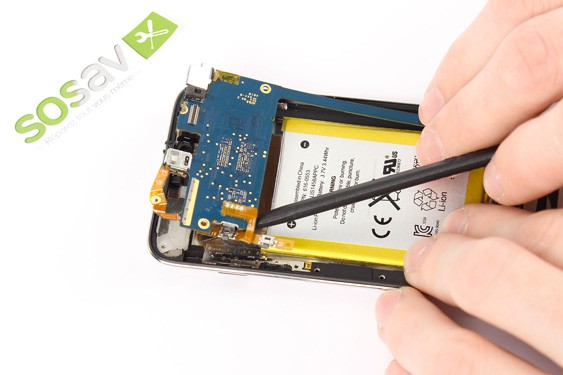 Guide photos remplacement bouton volume iPod Touch 4e Gen (Etape 17 - image 4)