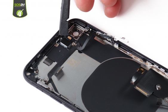 Guide photos remplacement nappe power & volume iPhone SE (2nde Generation) (Etape 28 - image 3)