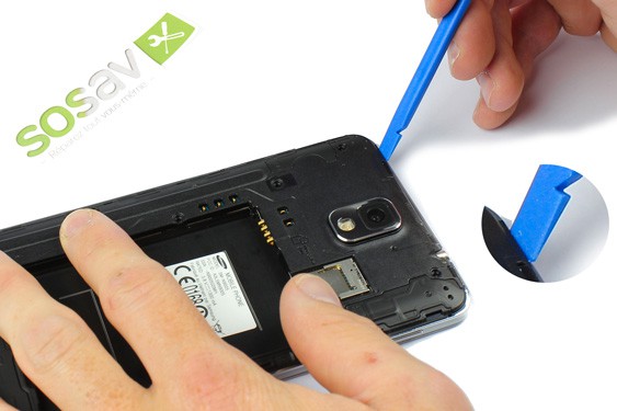 Guide photos remplacement caméra avant + capteur proximité  (Etape 6 - image 1)