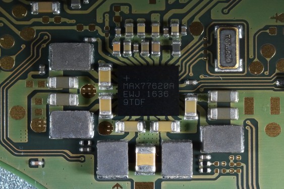 Guide photos remplacement démontage complet Nintendo Switch (Etape 17 - image 2)