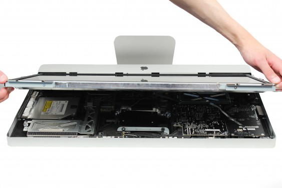 Guide photos remplacement plastique latéral droit de l'alimentation iMac 27" fin 2009 (EMC 2309 et 2374) (Etape 7 - image 2)