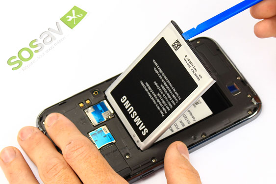 Guide photos remplacement connecteur de charge  (Etape 3 - image 2)