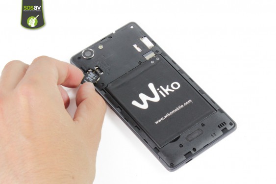Guide photos remplacement carte sd Wiko Pulp 4G (Etape 4 - image 3)