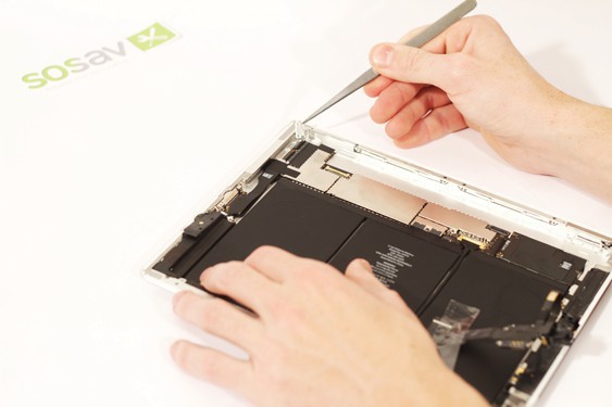 Guide photos remplacement carte mère iPad 2 3G (Etape 29 - image 2)