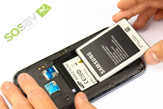 Guide photos remplacement connecteur de charge  (Etape 3 - image 3)