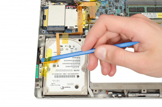 Guide photos remplacement disque dur mécanique vers ssd Macbook Pro 17" Modèles A1151, A1212, 1229 & A1261 (Etape 16 - image 4)