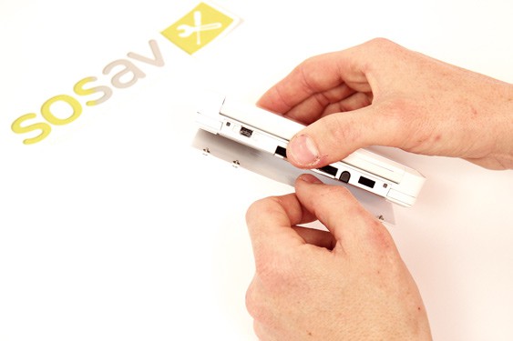 Guide photos remplacement carte wifi Nintendo 3DS (Etape 2 - image 2)
