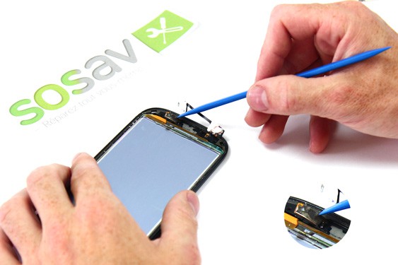 Guide photos remplacement nappe boutons tactile Samsung Galaxy S3 (Etape 21 - image 2)