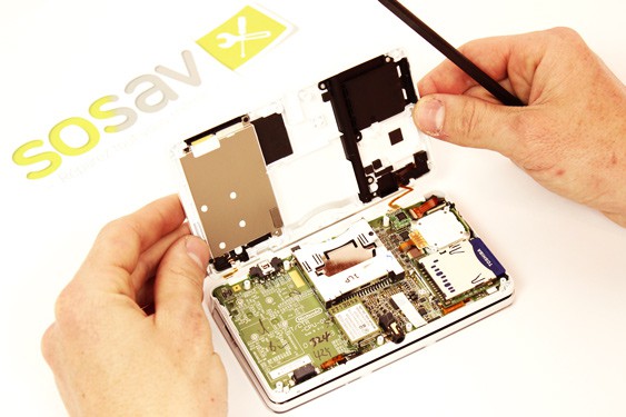 Guide photos remplacement carte wifi Nintendo 3DS (Etape 6 - image 3)