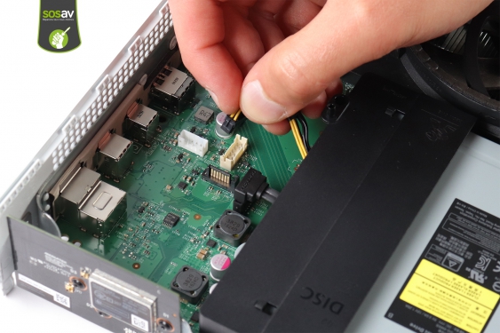 Guide photos remplacement ventilateur / carte mère Xbox One S (Etape 17 - image 2)