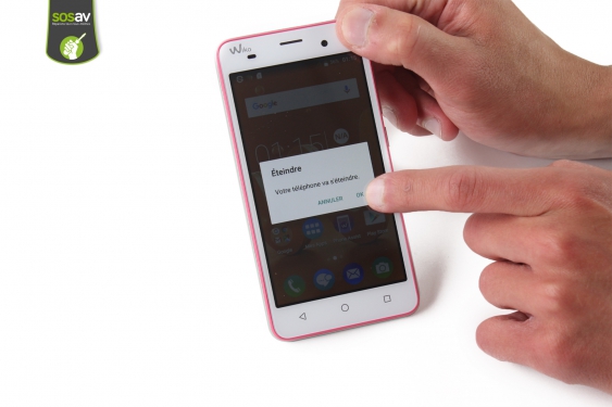 Guide photos remplacement carte mère Wiko Jerry (Etape 1 - image 3)