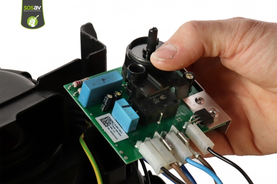 Guide photos remplacement bouton on/off Aspirateur Karcher WD 6 P Premium (Etape 15 - image 2)