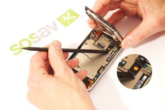 Guide photos remplacement ecran lcd iPhone 3G (Etape 6 - image 1)