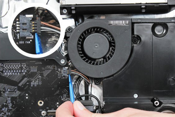 Guide photos remplacement ventilateur du lecteur optique iMac 24" mi-2007 & début 2008 (EMC 2134 et 2211) (Etape 21 - image 2)