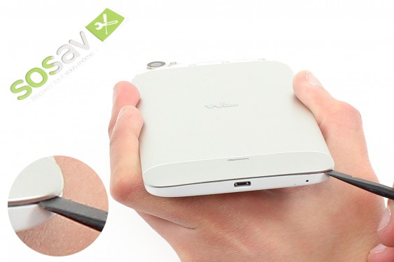 Guide photos remplacement ensemble du bas Wiko Darkside (Etape 4 - image 1)