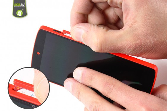 Guide photos remplacement prise jack Nexus 5 (Etape 3 - image 1)