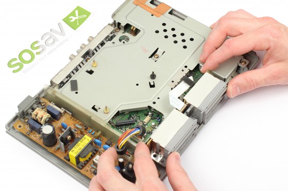 Guide photos remplacement châssis interne Playstation (Etape 10 - image 1)