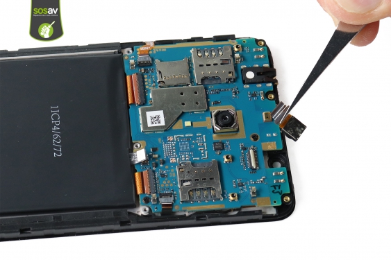 Guide photos remplacement caméra arrière / carte mère Wiko Tommy 2 Plus (Etape 12 - image 3)