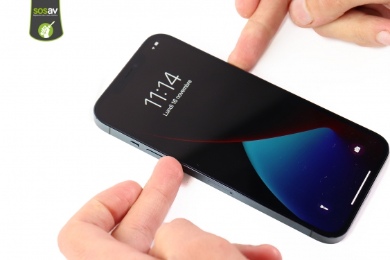 Guide photos remplacement châssis iPhone 12 Pro Max (Etape 1 - image 1)