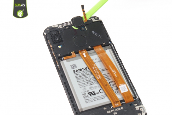 Guide photos remplacement carte mère / caméra arrière Galaxy A20e (Etape 7 - image 3)