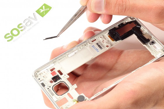 Guide photos remplacement bouton power Samsung Galaxy Alpha (Etape 13 - image 3)