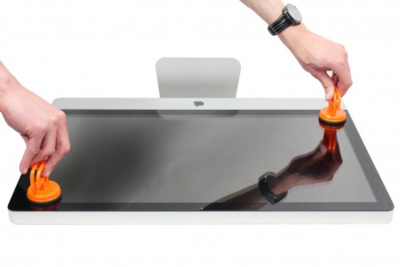 Guide photos remplacement plastique latéral droit de l'alimentation iMac 27" fin 2009 (EMC 2309 et 2374) (Etape 2 - image 2)